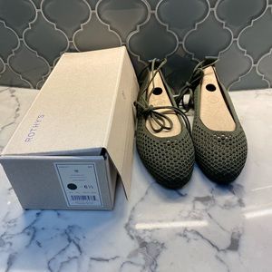 Rothy’s -Size 6.5- Vert Mesh Wrap Square